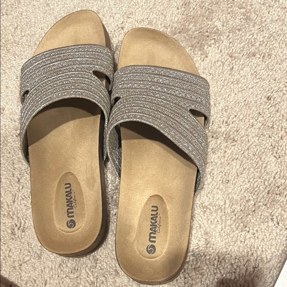 Makalu Slipper Sandals 😍😍😍